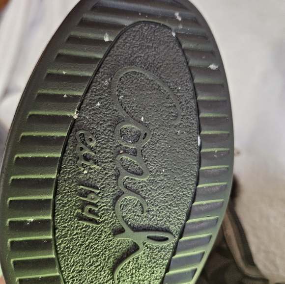 COACH brown swayed fur winter boots - Picture 10 of 11